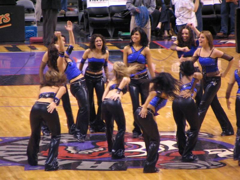 Raptors - 02.04.2005 428.jpg